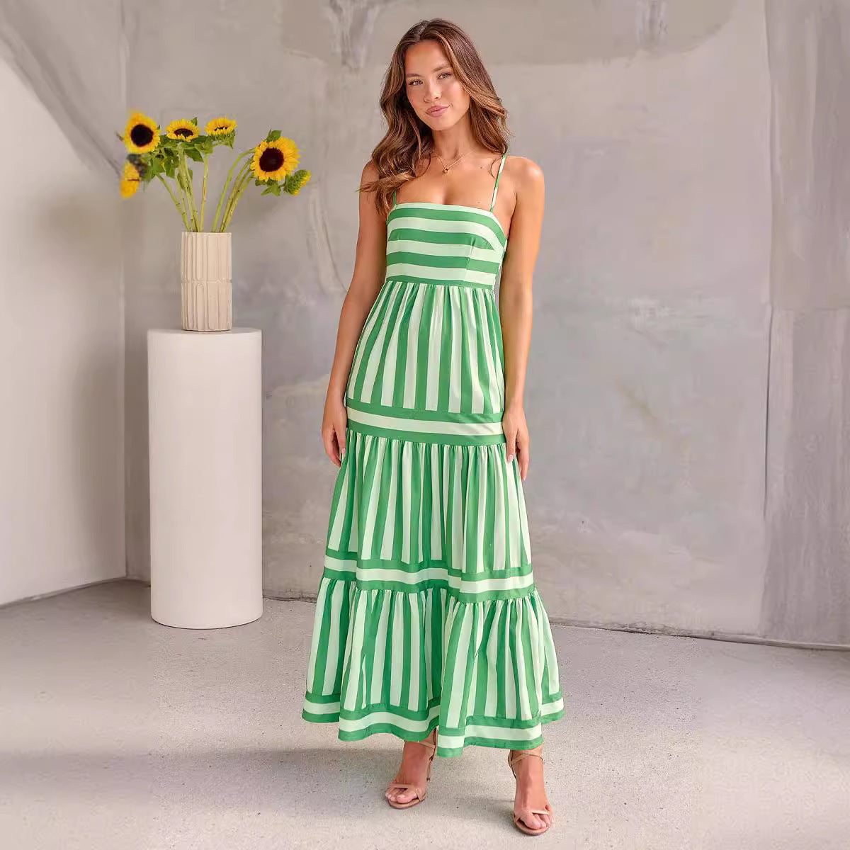 Sabrina - Green striped maxi dress with style and freshness