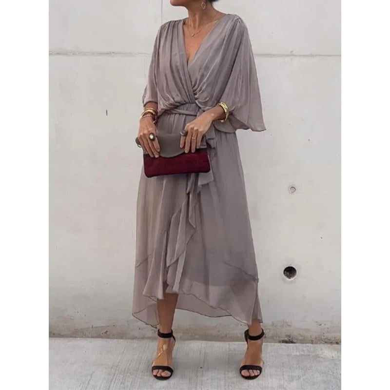 Sabrina - Flowing V-neck dress with adjustable belt