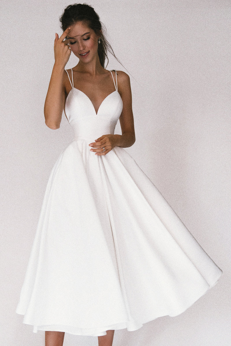 Gabriah | Abito elegante con scollatura a V e spalline